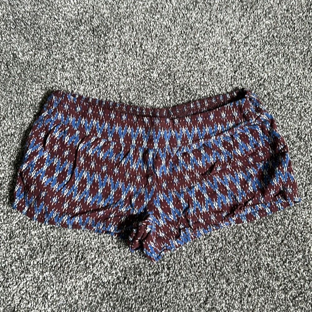 MIMI CHICA Chevron Pattern Shorts